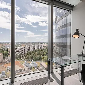 Rentplanet - Sky Tower Apartment